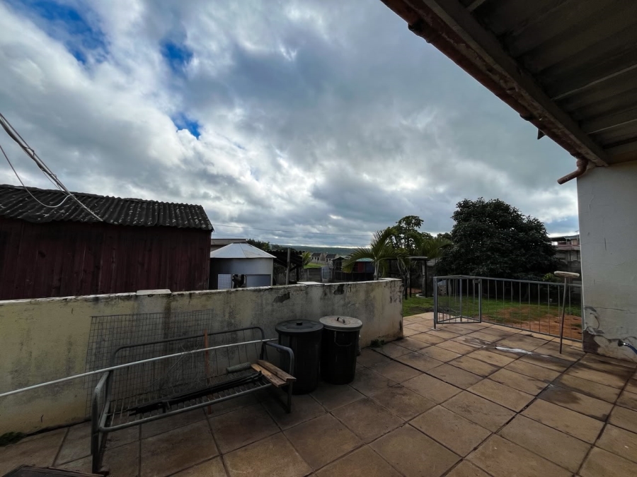 4 Bedroom Property for Sale in Bothasrus Eastern Cape